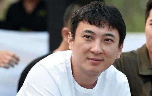 娱乐圈吃瓜博肖图片高清,肖博高清吃瓜瞬间，细节曝光引热议